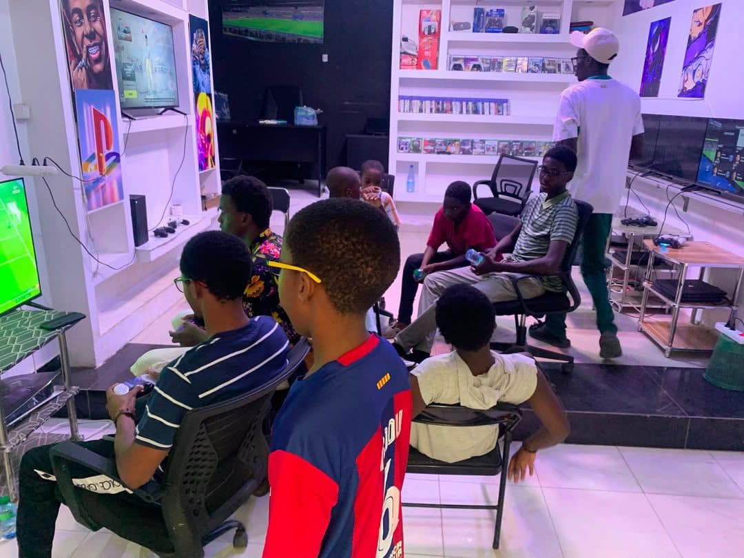 Salle de jeu SenGameStore 5